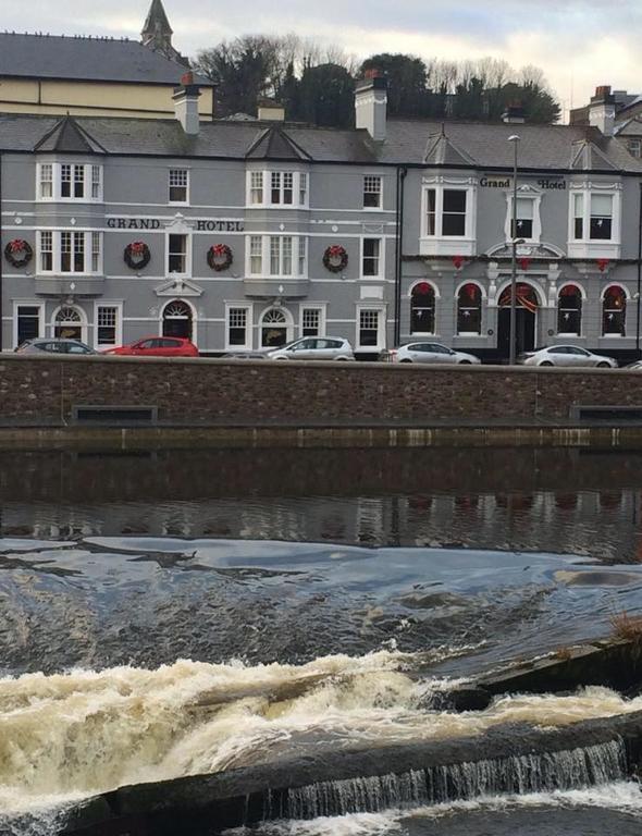 Grand Hotel Fermoy Exteriér fotografie